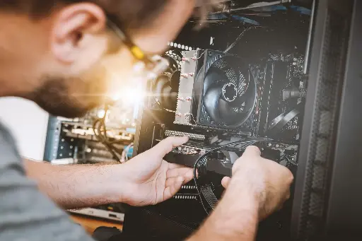Wsparcie techniczne dla komputerów: 10 stanowisk